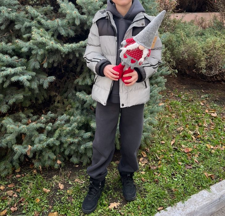 Зимова куртка 134 см