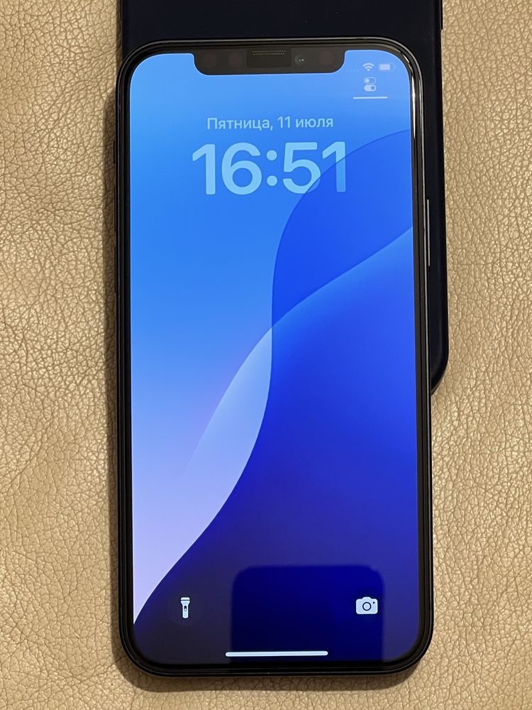 Iphone 12 128 gb.  (Акб 100%).