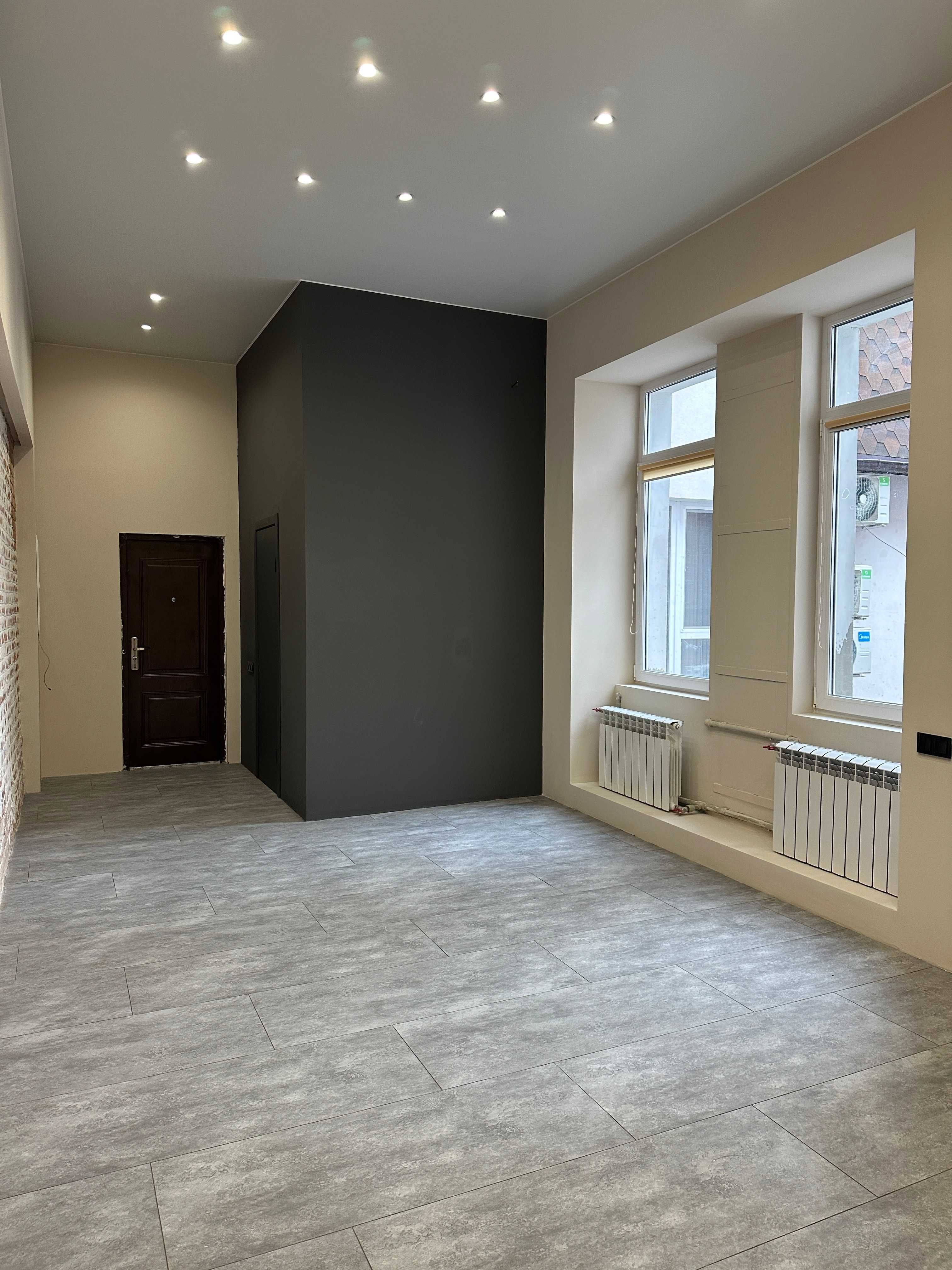 Оренда приміщення 92 м кв., генератор , сховище. Центр. Від власника