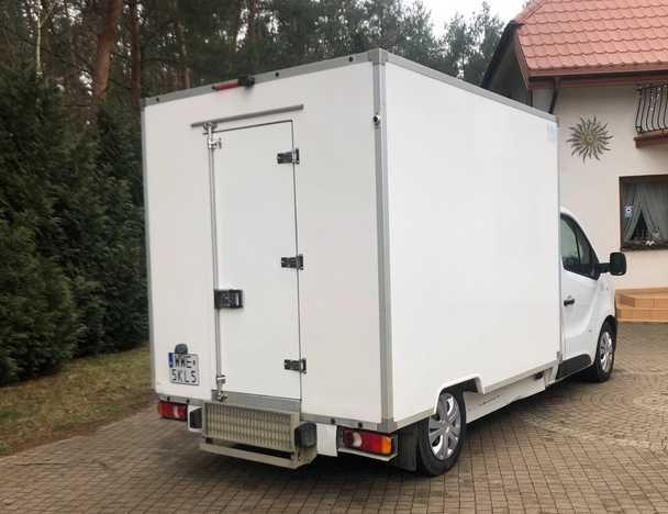 Wynajem terminowy Mroźni Chłodni Lodowni Kontener Opel Vivaro 125 L2H1