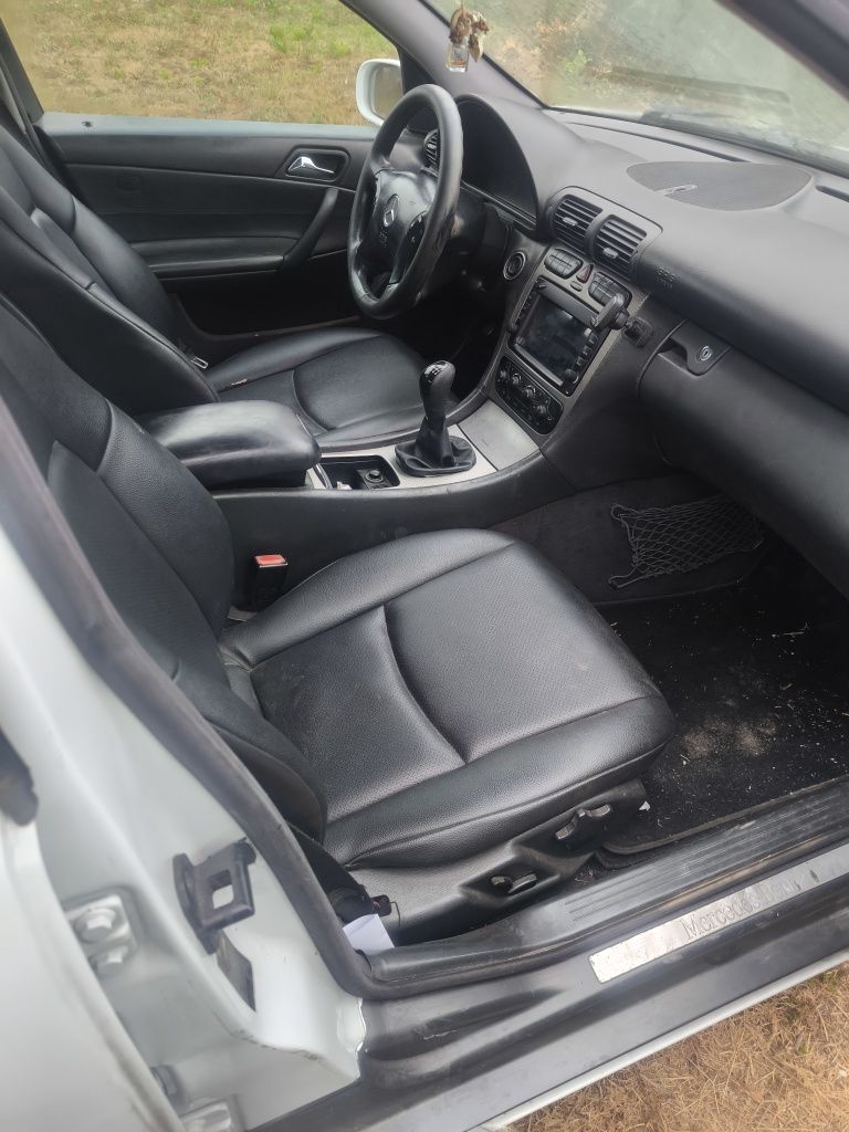 Mercedes c220 2.2
