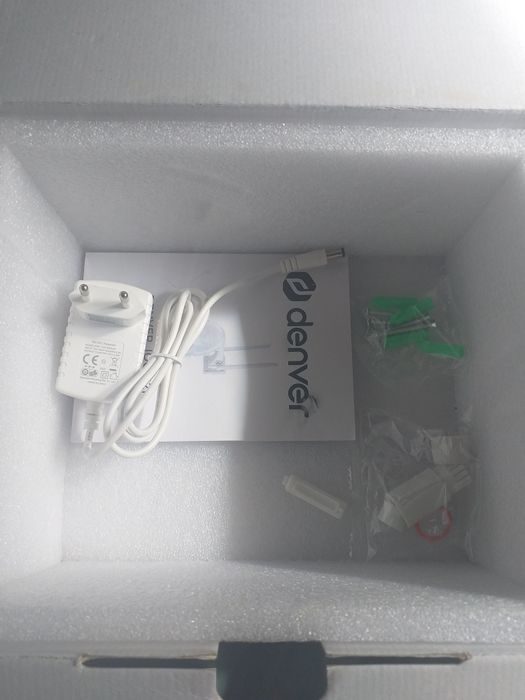 2 câmaras de segurança da marca Denver IOC-221