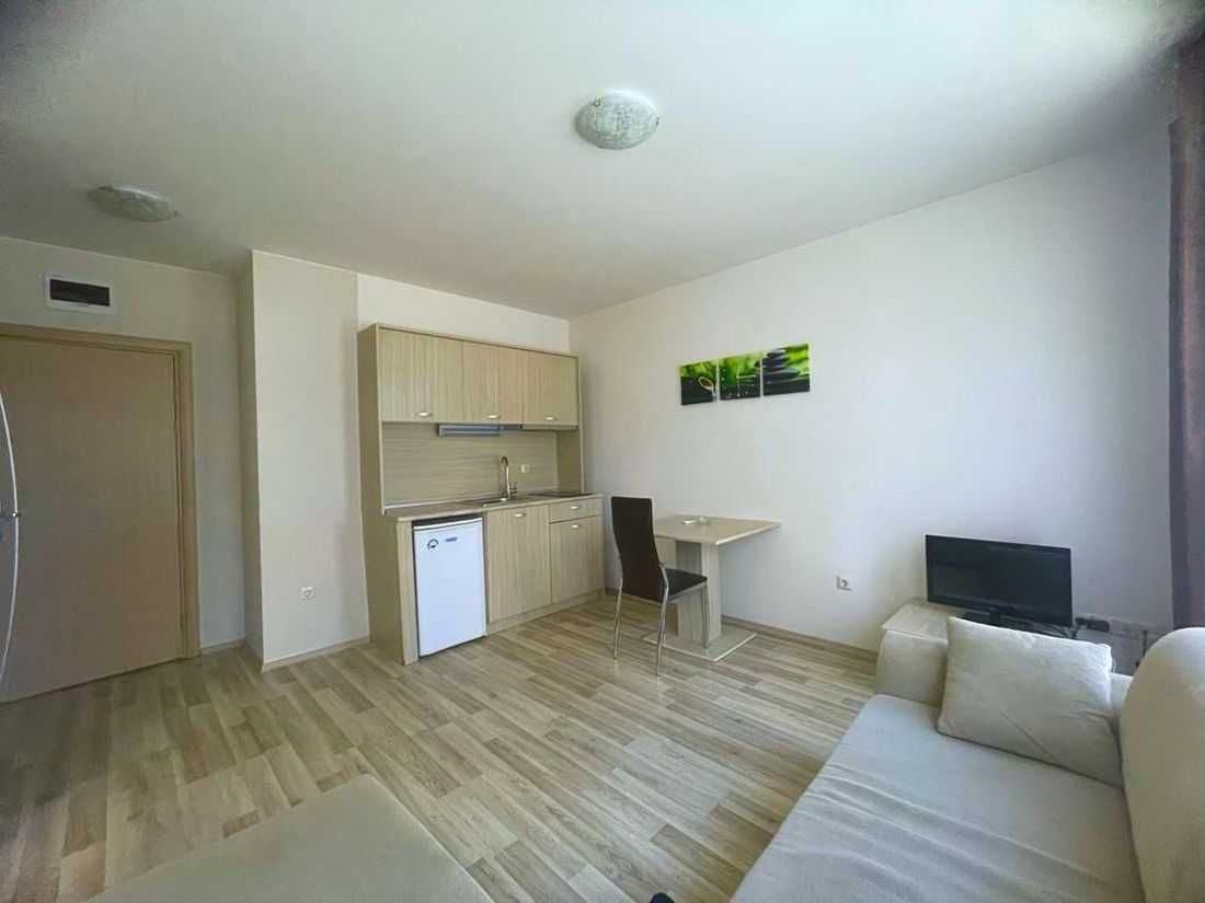 Квартира с мебелью и бытовой техникой Солнечный берег Болгария I