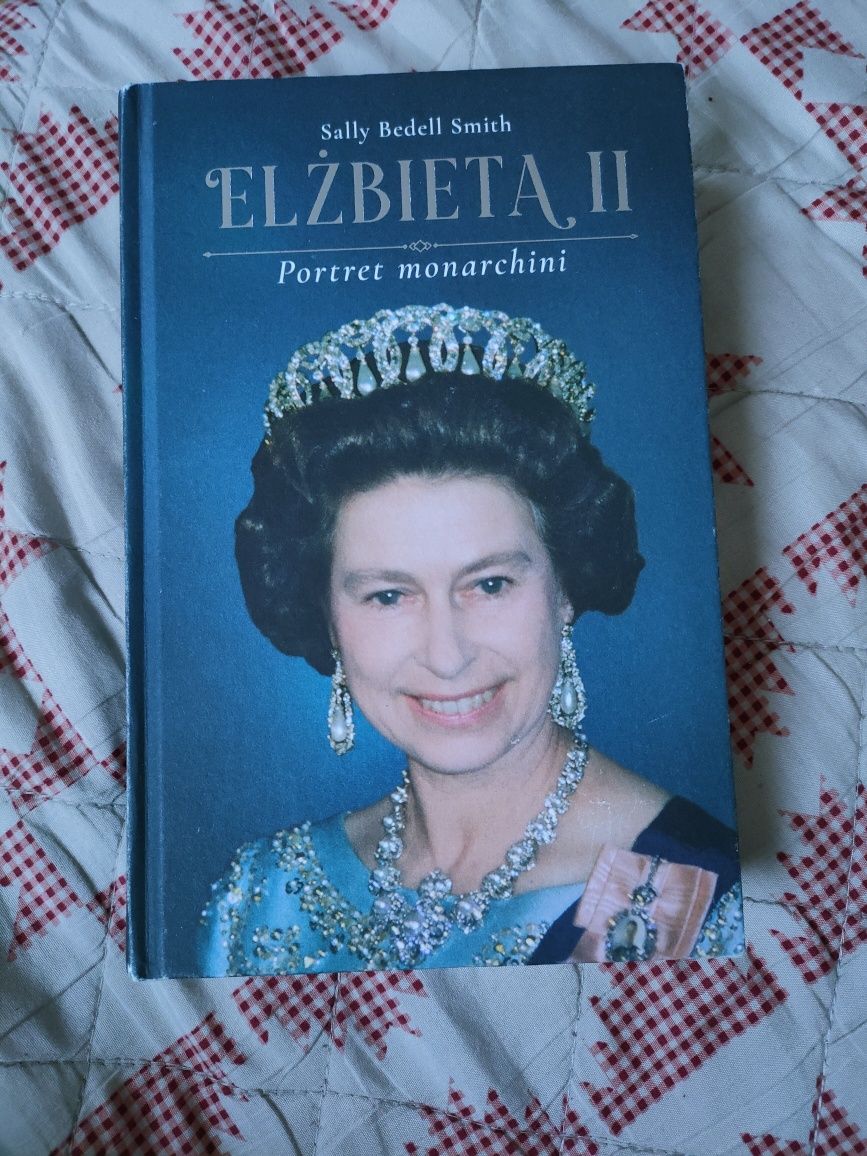 Elżbieta II portret monarchini królowa bigrafia