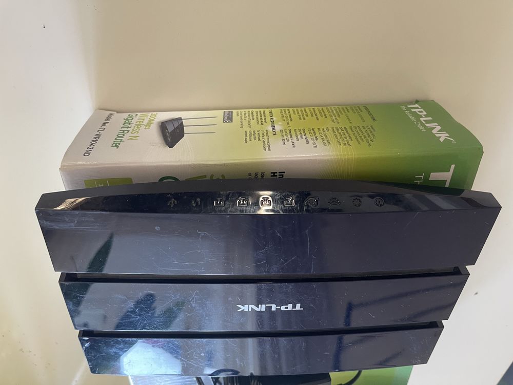 Router ruter Tplink Tp-link TL-WR1043ND.