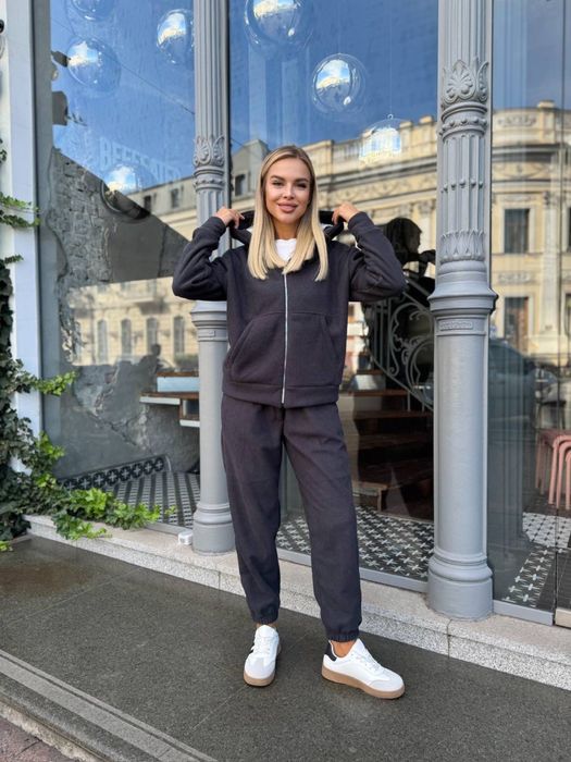 Вельветовий костюм на хутрі