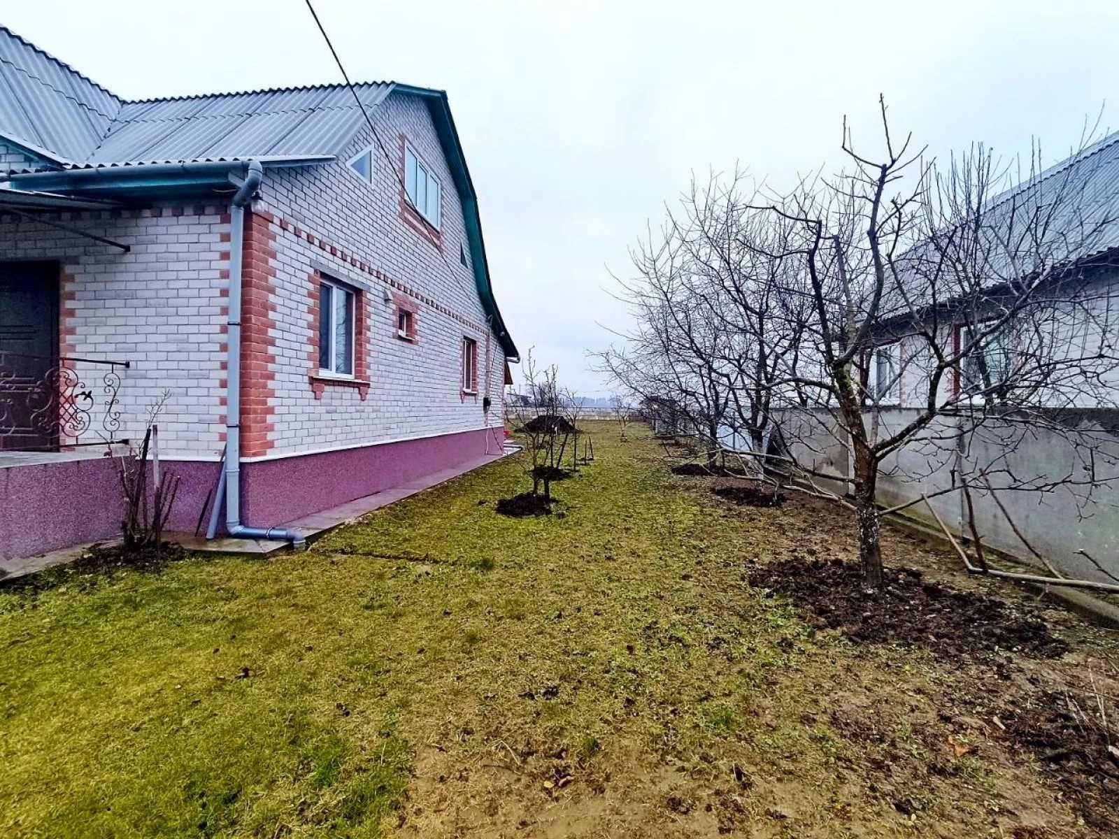 2-во поверховий будинок з ремонтом, с.Количівка RD