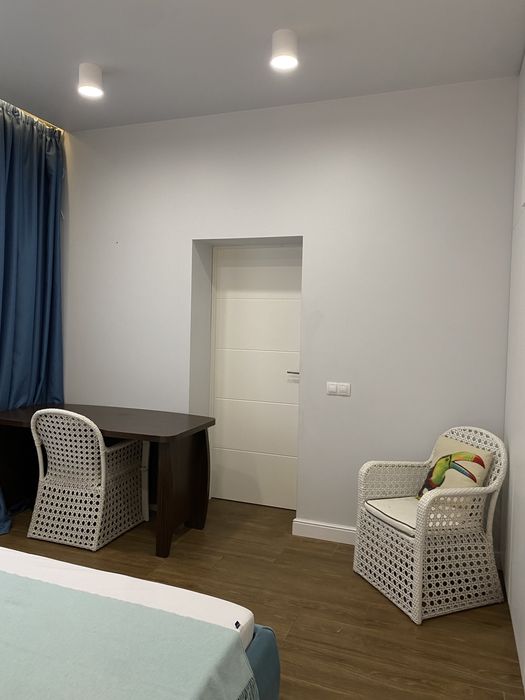 Оренда будинку з дизель генератором та газовою плитою