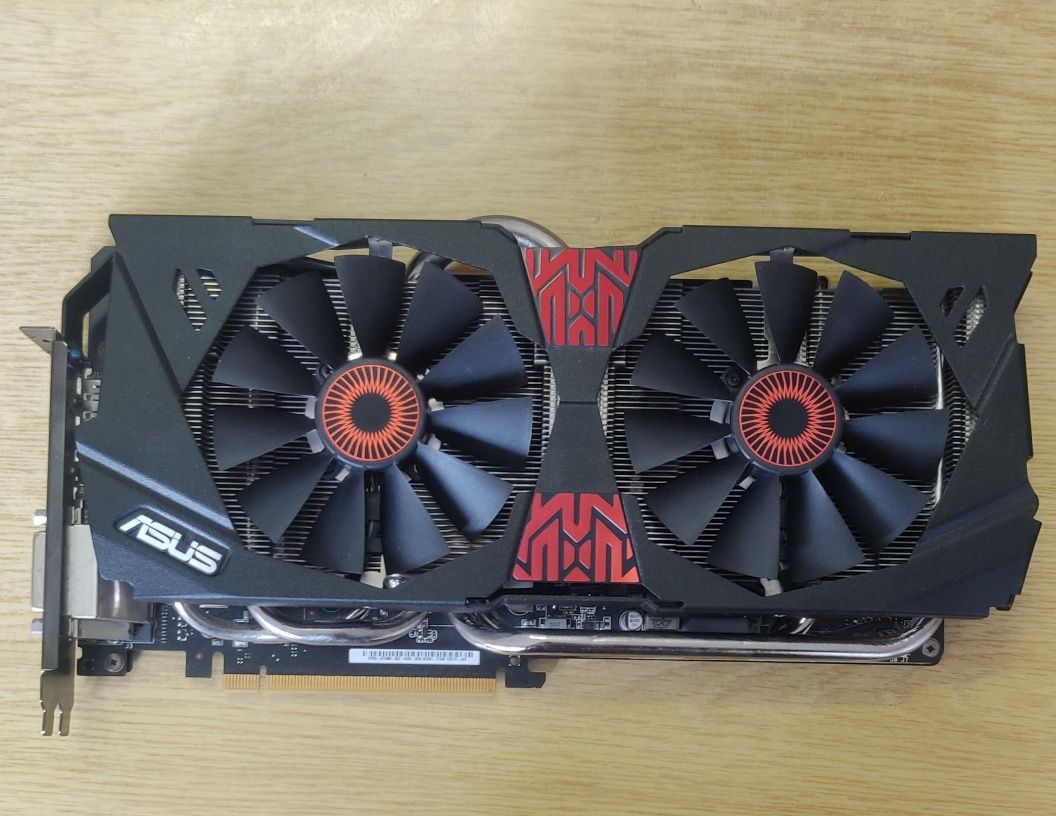 Відеокарта ASUS GeForce GTX 980 4GB DDR5 DirectCU II Strix