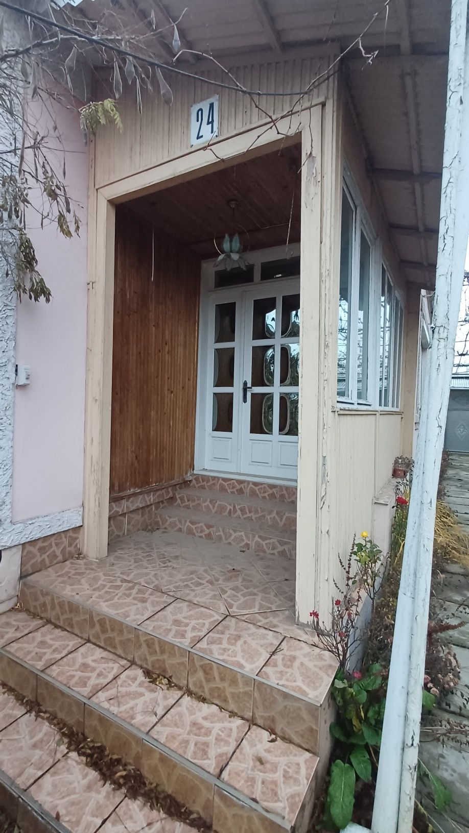 Будинок на 6 кімнат, Велика Добронь