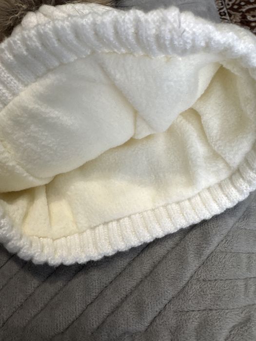 Зимова шапка для дівчинки