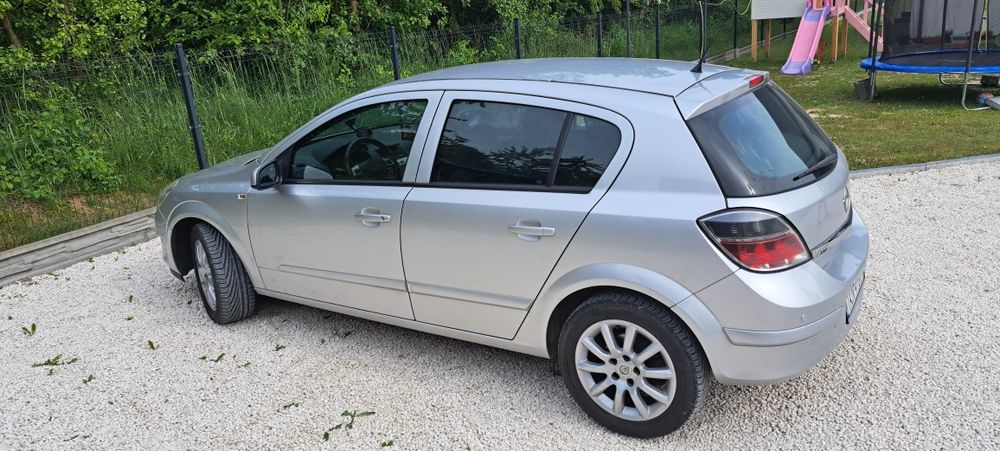 Opel Astra H 1.6 115 km LPG, zadbany, 2 kpl kół, bezwypadkowy
