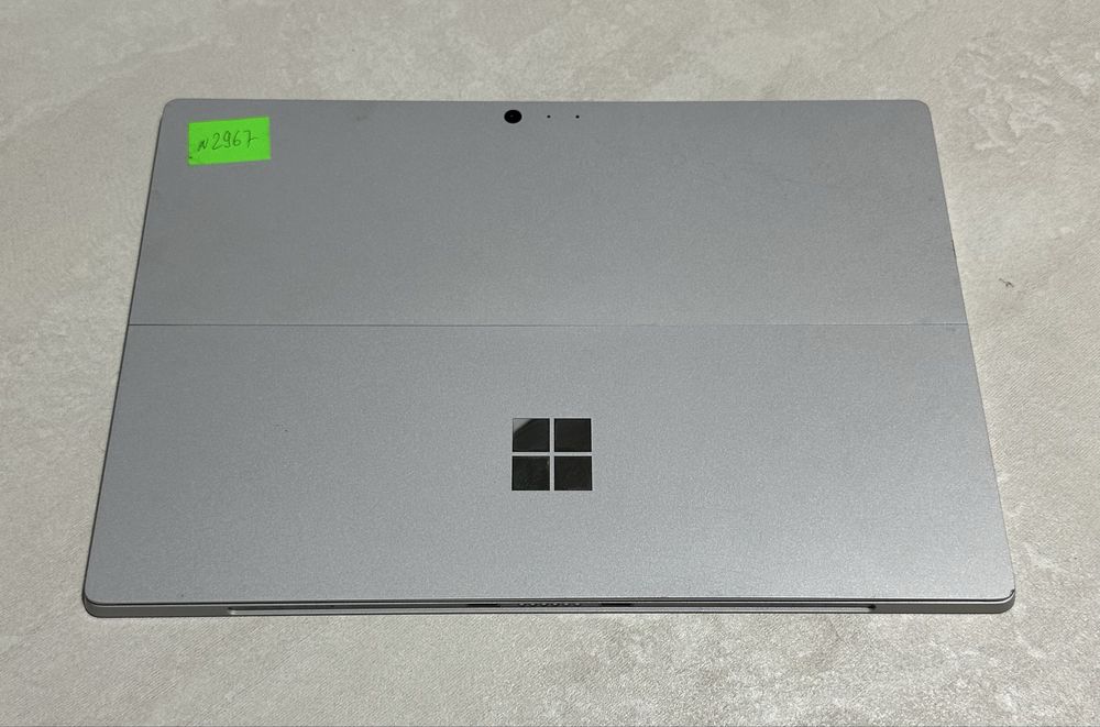 Планшет Surface Pro 4 (1724) 12.3’’ 8GB RAM/256GB SSD/i5-6300U/ N2967