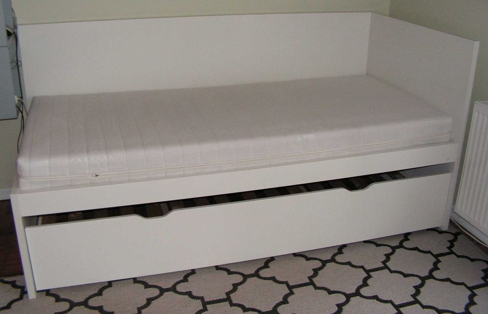 Podwójne łóżko IKEA FLAXA