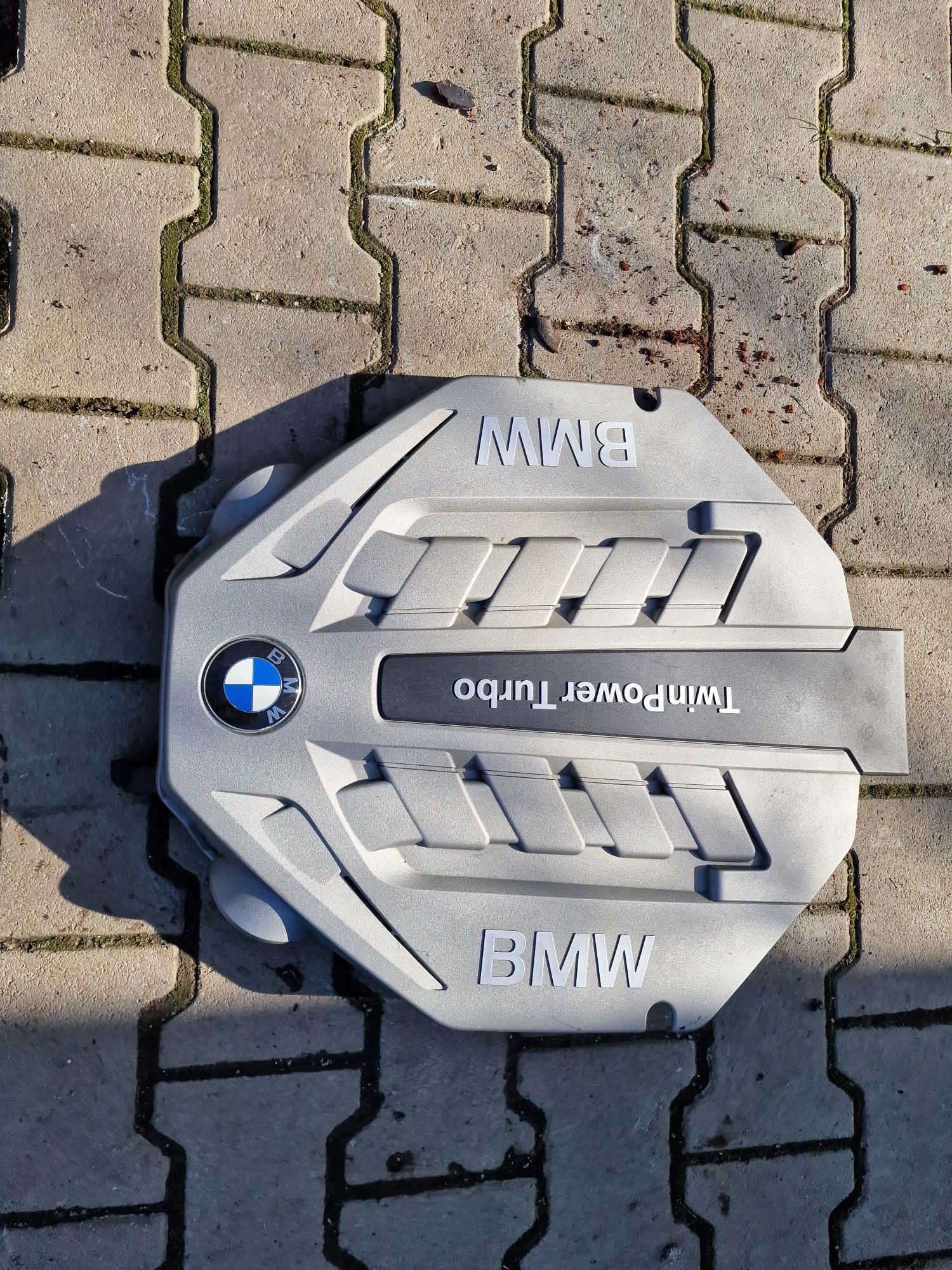 Bmw 4.4 407km n63b44 Osłona silnika