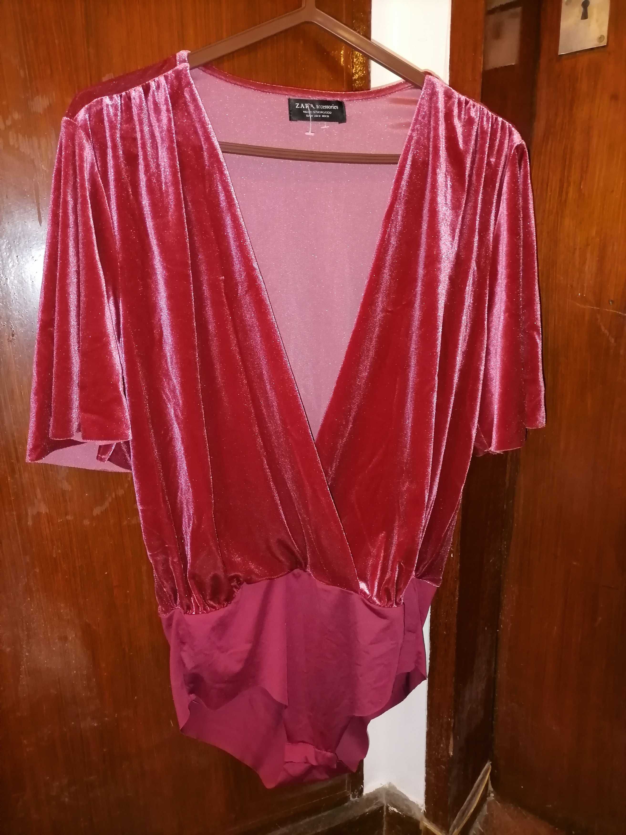 Blusa/body muito elegante