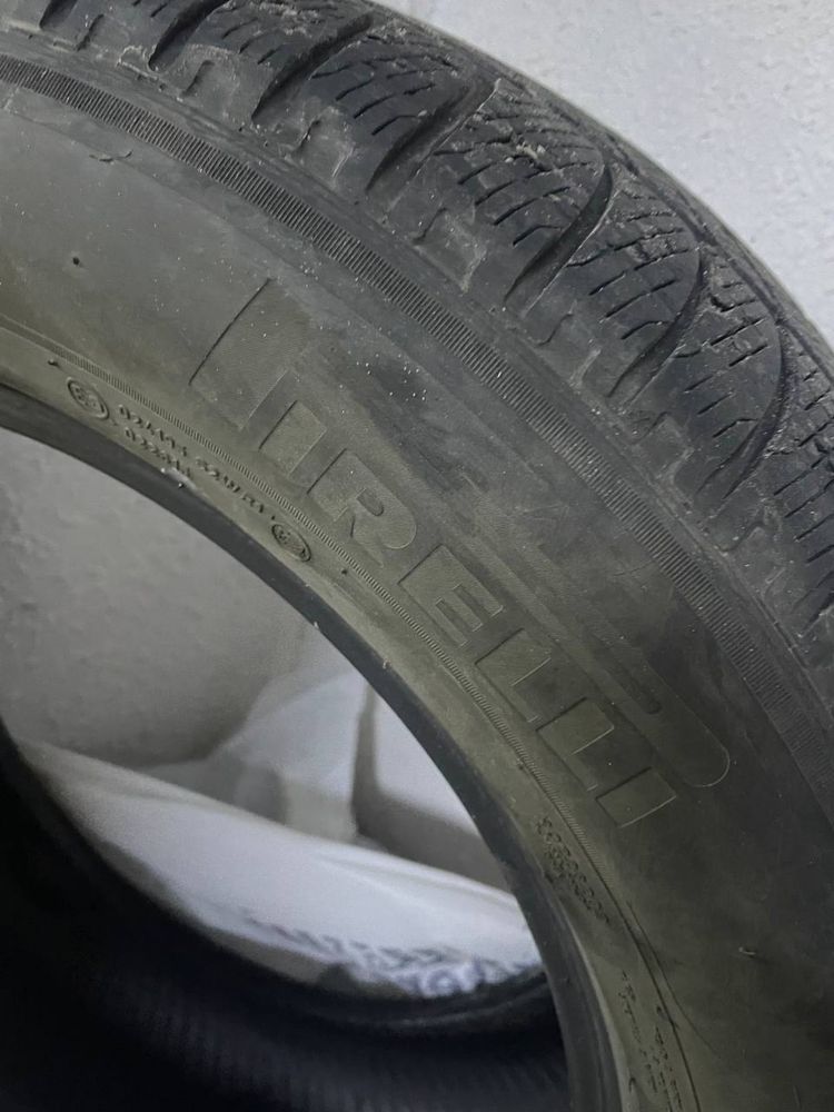 Шини  Pirelli Scorpion Winter Run Flat 255/55 R18