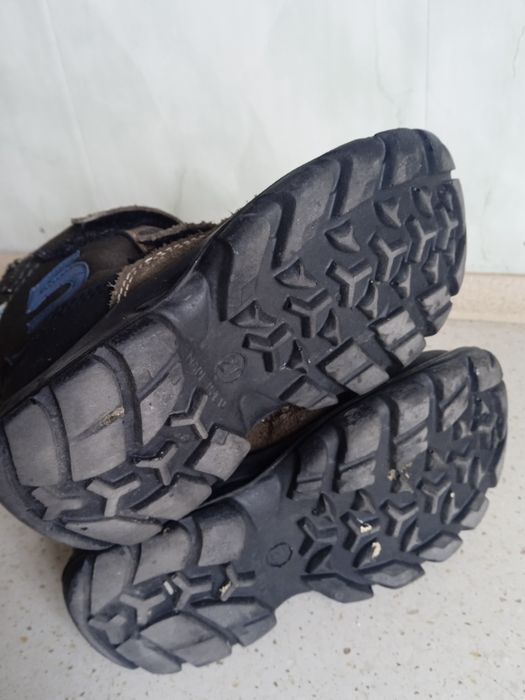 Buty zimowe dla chłopca rozmiar 27