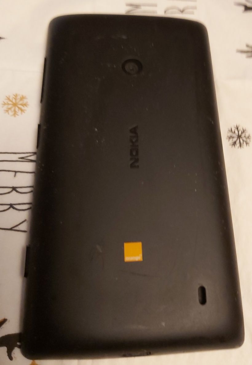 Sprzedam telefon Nokia Lumia 520 + gratis.