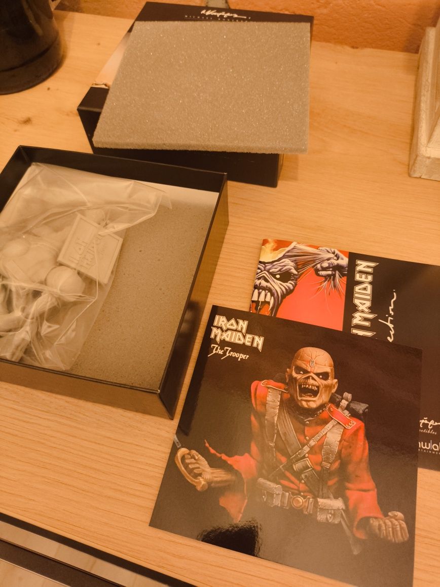 Iron maiden - bust / figurka (Drawlab)