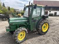 John Deere 2345F Tur ladowacz sadowniczy sadownik