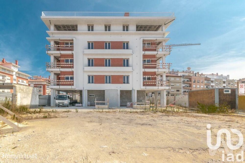 Apartamento T3 em Marinha Grande de 137 m2