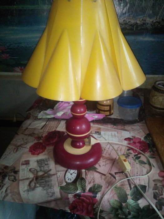 Настольна Лампа зроблена СРСР в 1976році.Робоча.Стан Гарний