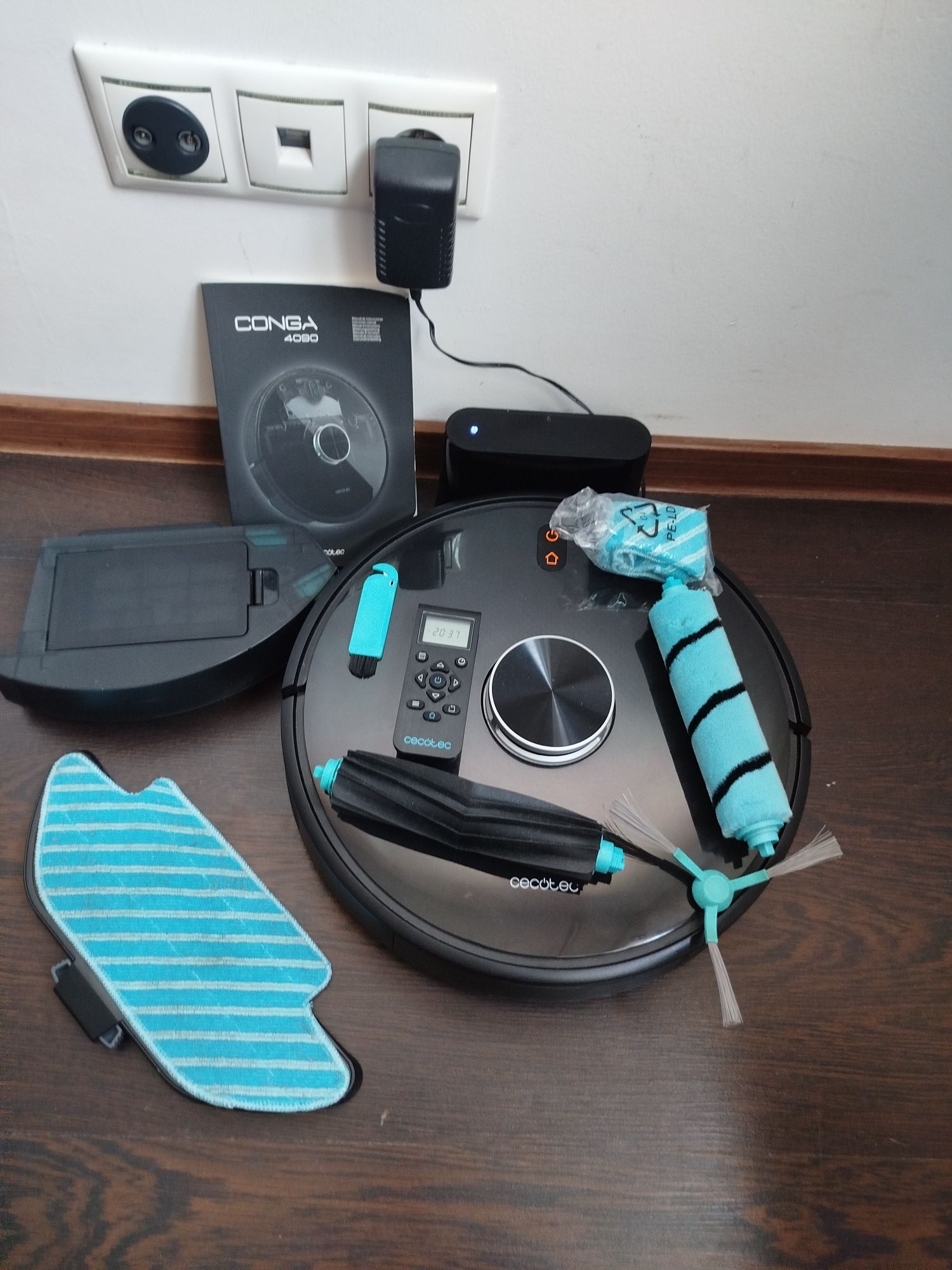 Robot odkurzacz Conga 4090