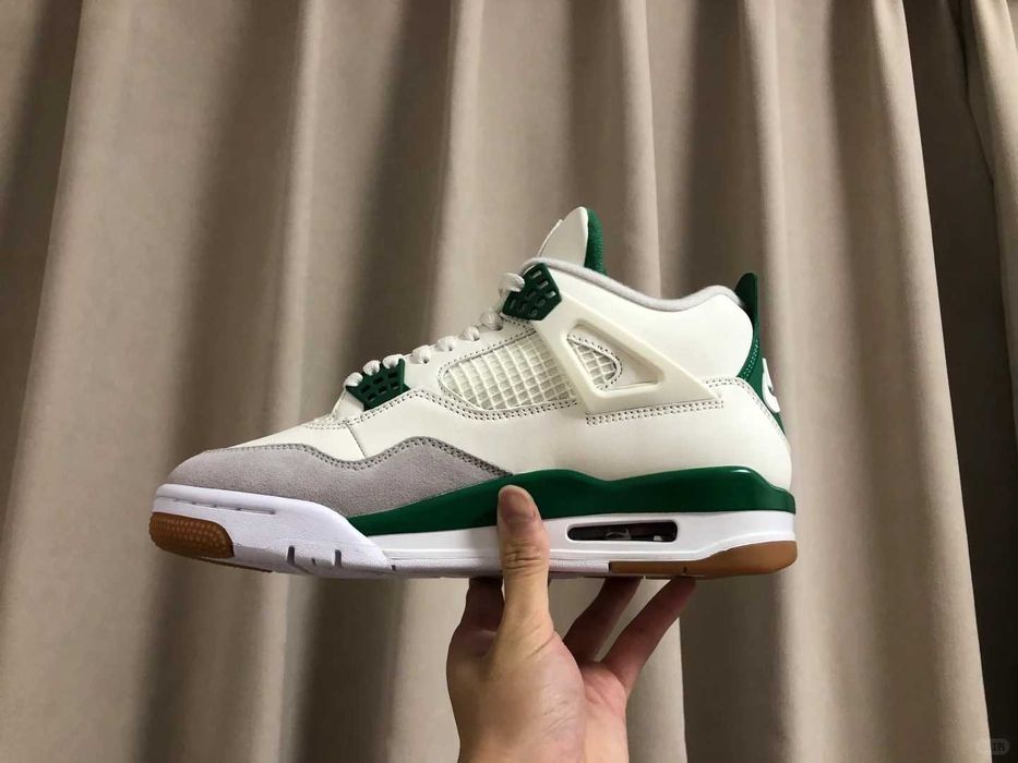 Buty meskie Mokasyny Nike_Jordan_4_Retro_SB_Pine_Green R.45