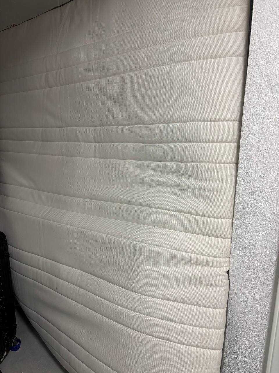 Colchão Ikea Hovag
160x200
usado