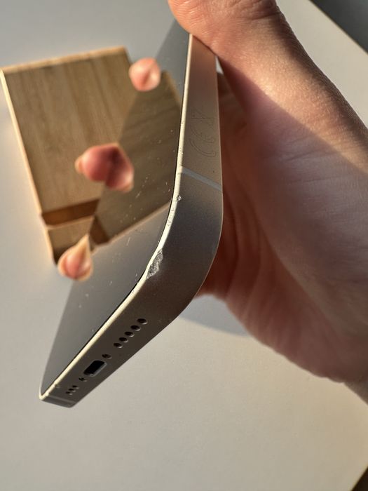 Продаю Iphone 13 і Iphone 12 pro