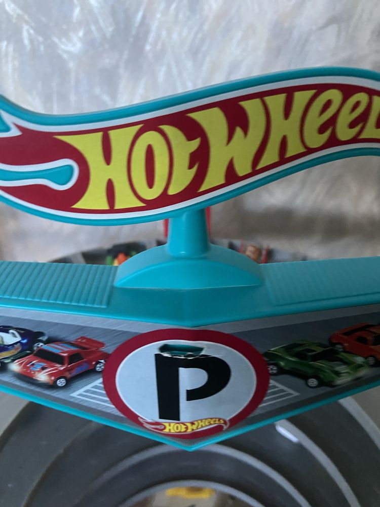 Hot Wheels Гараж
