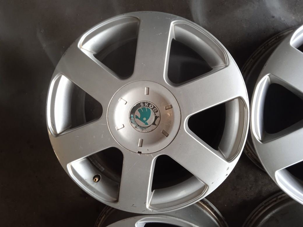 Oryginalne felgi aluminiowe do Skody 16 cali, 5x112