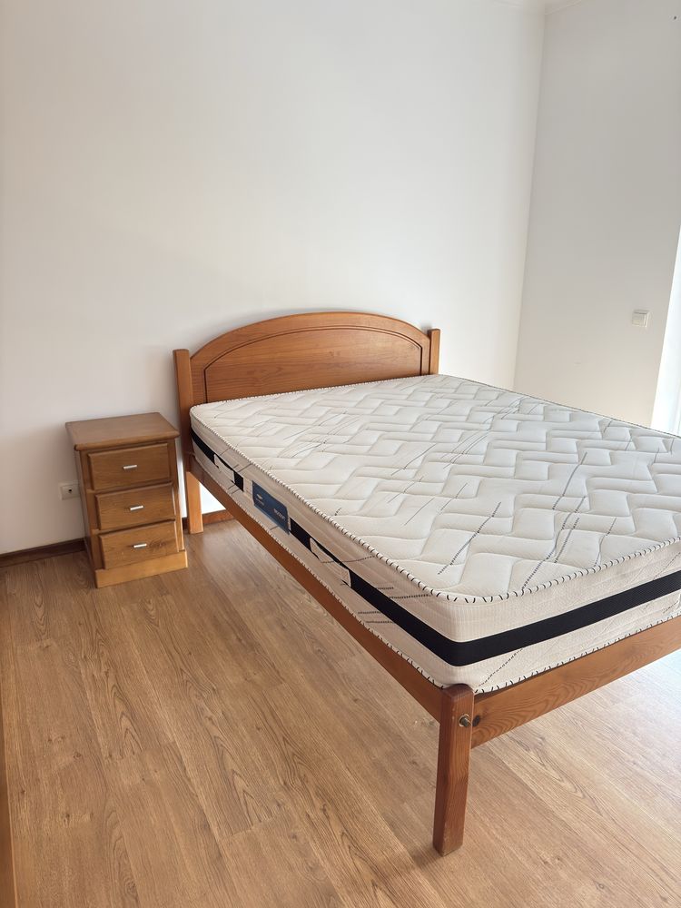Conjunto de quarto bom estado