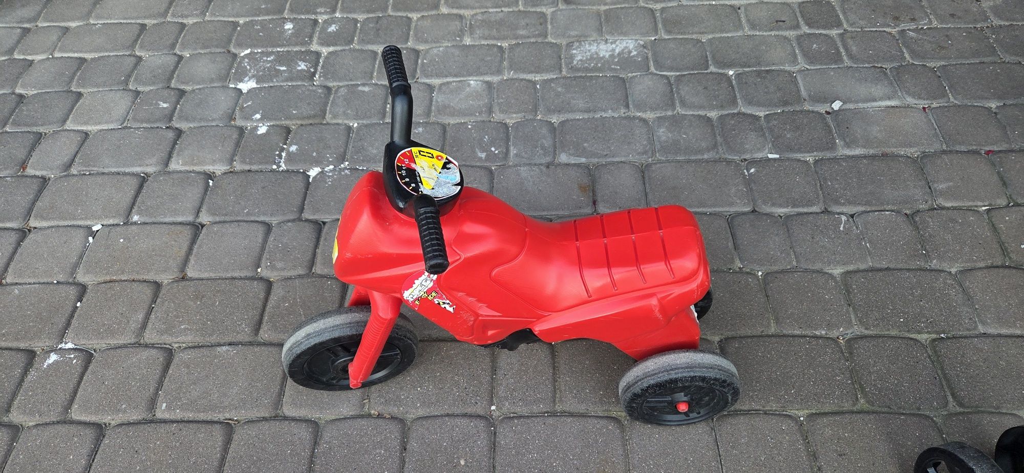 Jeździk motorek  trójkołowy