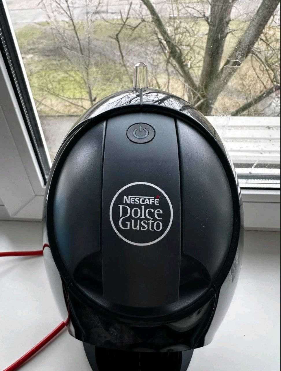 Капсульна кавомашина Delonghi Dolce Gusto