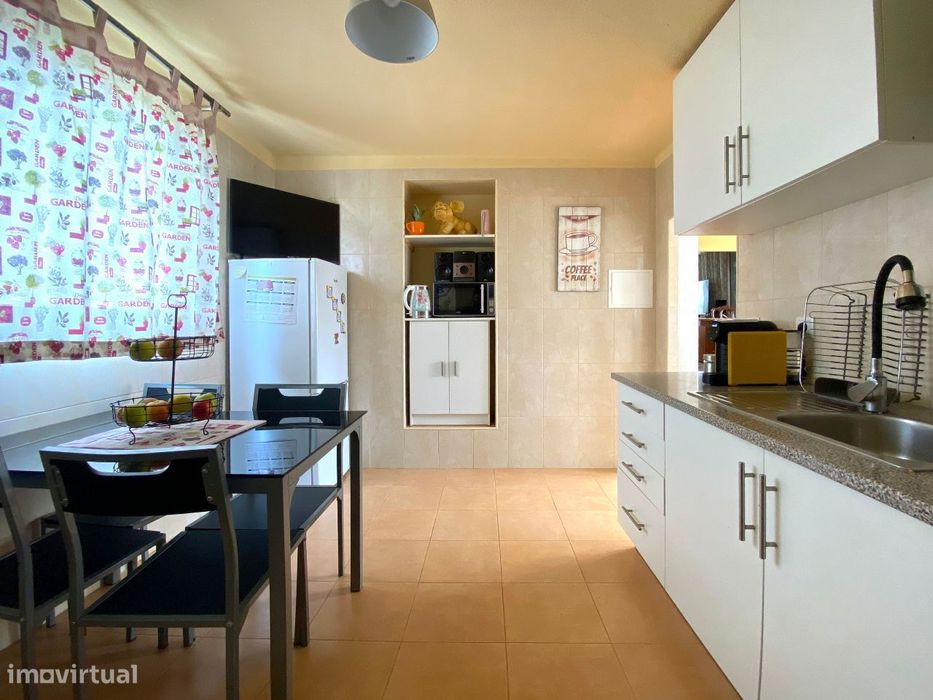 Moradia V4 com Quintal