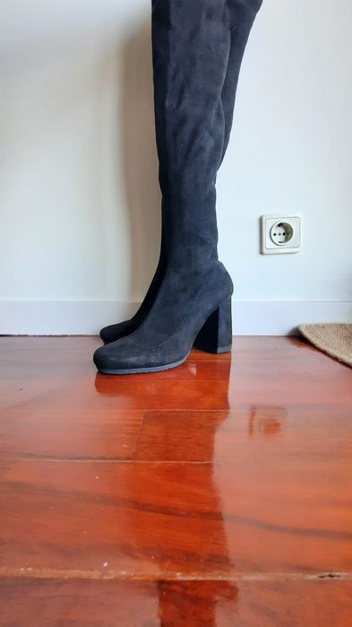 Botas Zara acima do joelho