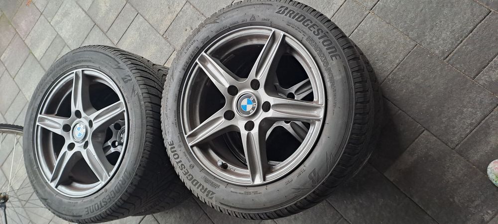 Opony zimowe z felgami aluminiowymi 205/55/16