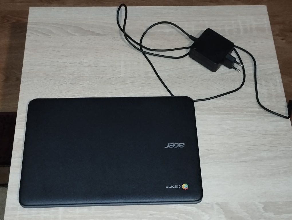 Sprzedam Chromebook Acer (z dotykowym ekranem)