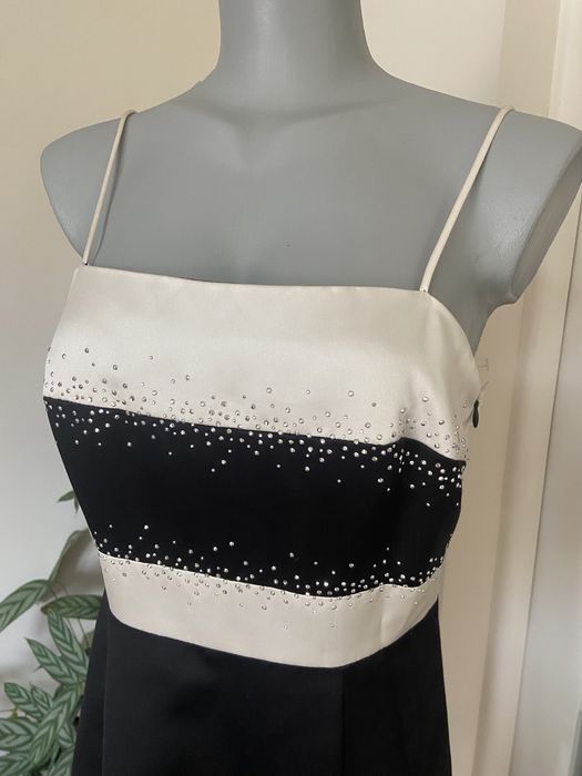 Piękna wieczorowa suknia DAVE & JOHNNY na studniówkę karnawał ślub