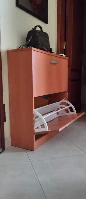 Móvel de hall de entrada com espelho