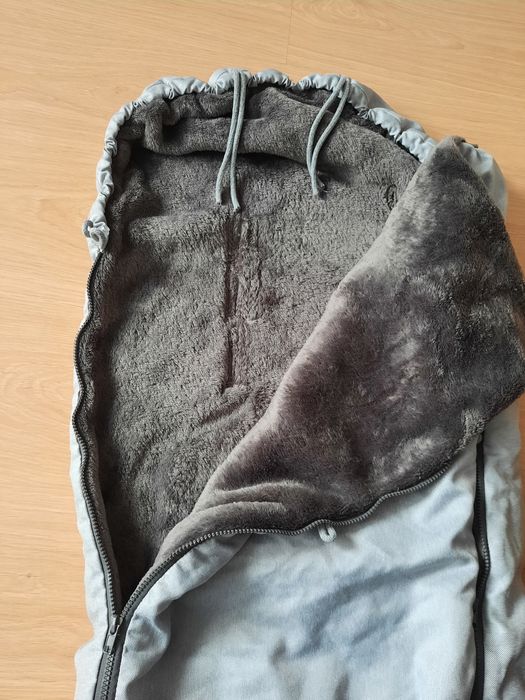 Śpiworek ocieplany zimowy do wózka