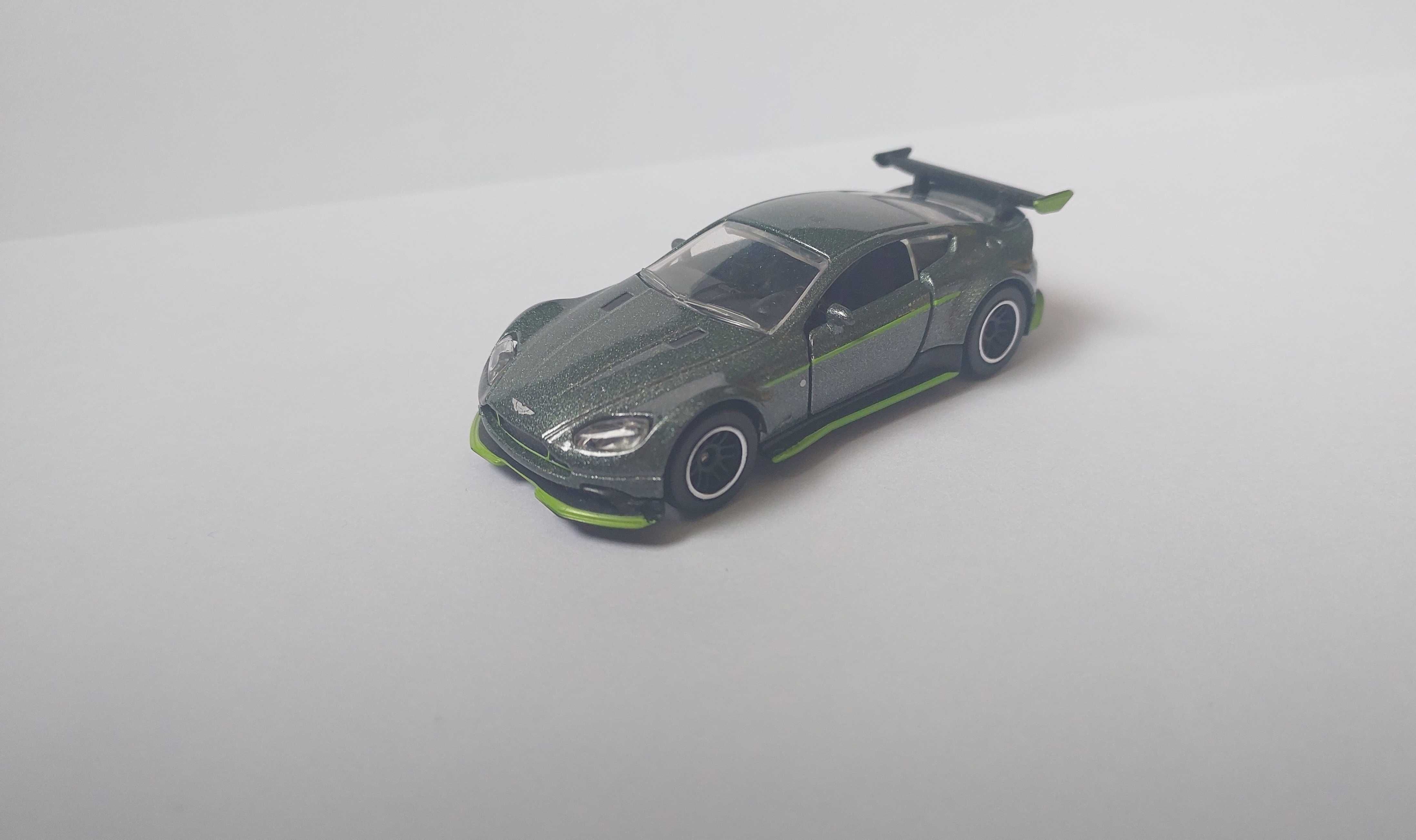 Aston Martin Vantage GT3 Majorette 1:64