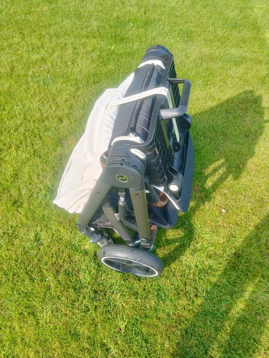 Cybex balios s lux spacerówka seashell beige 2023