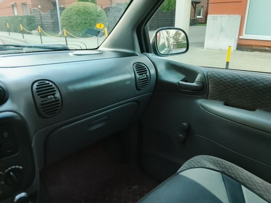 CHRYSLER GRAND CARAVAN LPG ZAMIANA,mały przebieg 1wł,stan bardzo dobry