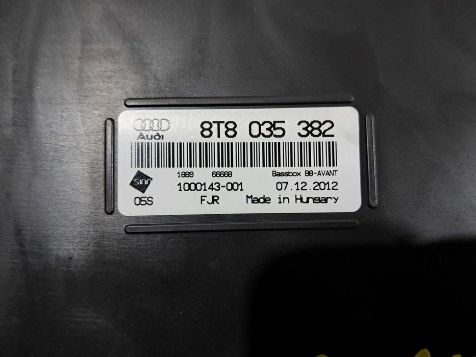 Głośnik basowy SUBWOOFER tuba  AUDI A4 B8 AVANT kombi