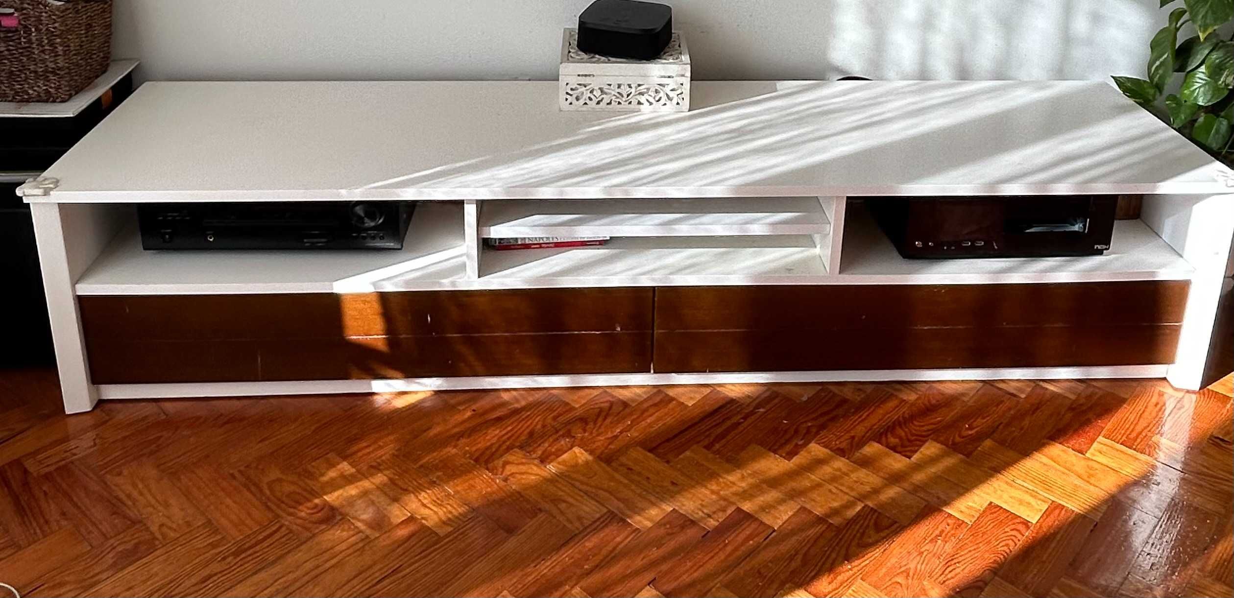 Movel sala madeira