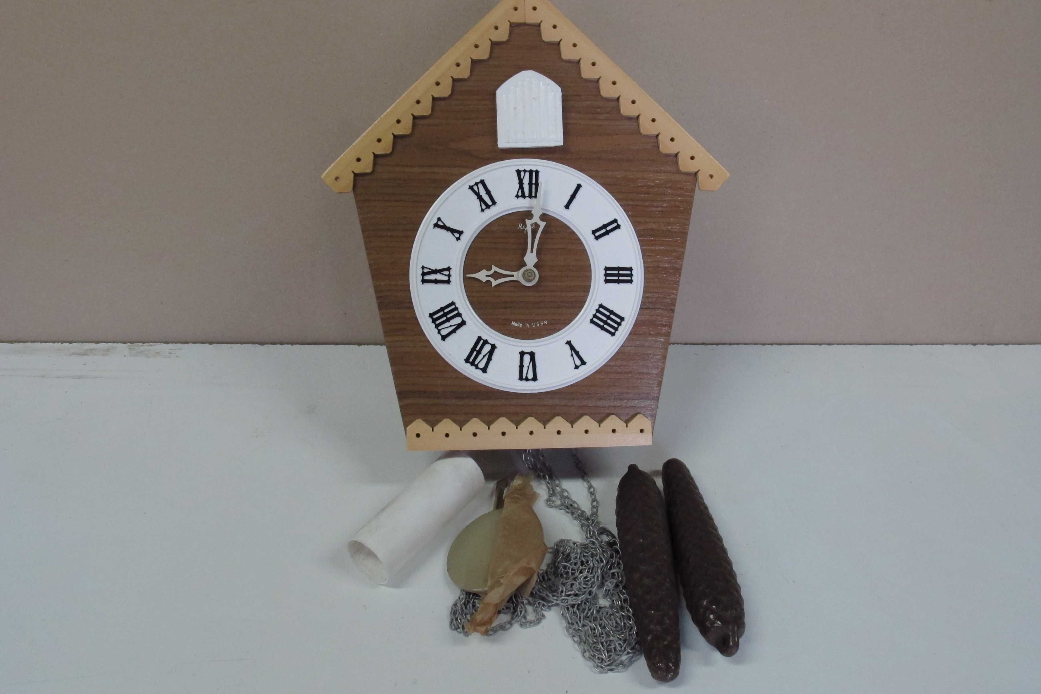 Zegar z kukułką Majak Nieuruchamiany