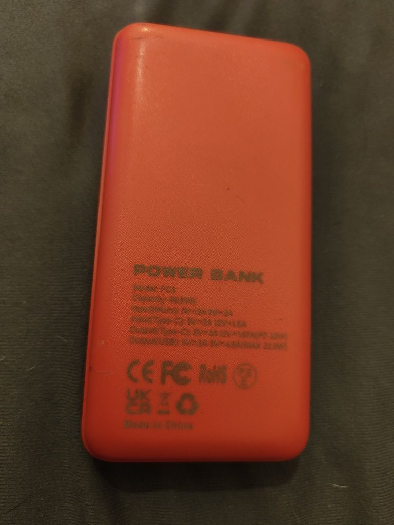 Powerbank pojemność 30000 mAh bateria przenośna ładowarka USB